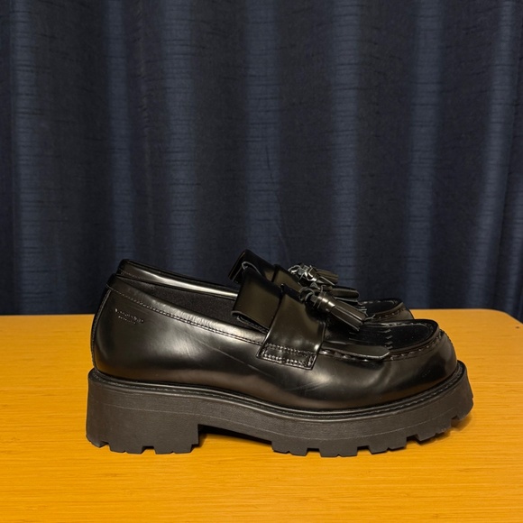 Vagabond Shoemakers Cosmo 2.0 Tassel Loafer - Picture 6 of 12